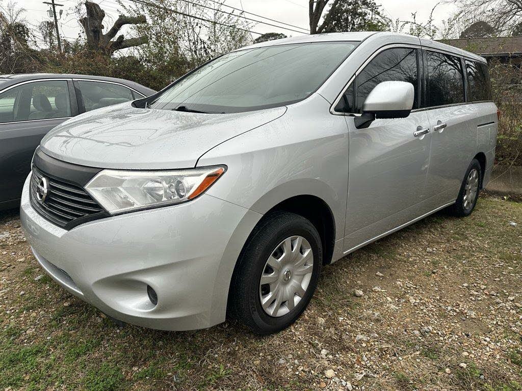 2011 nissan quest minivan