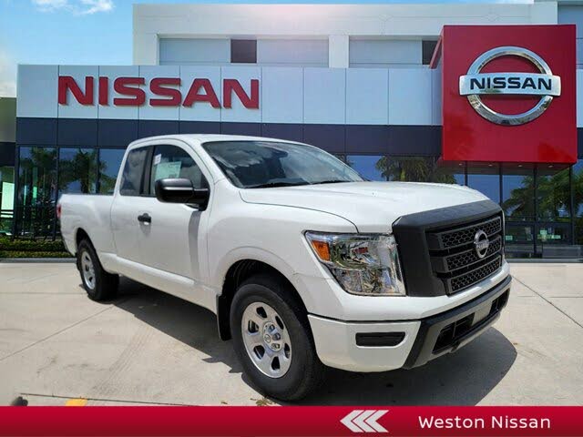 nissan titan s 4x4