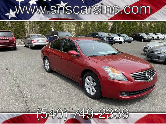 2008 red nissan altima