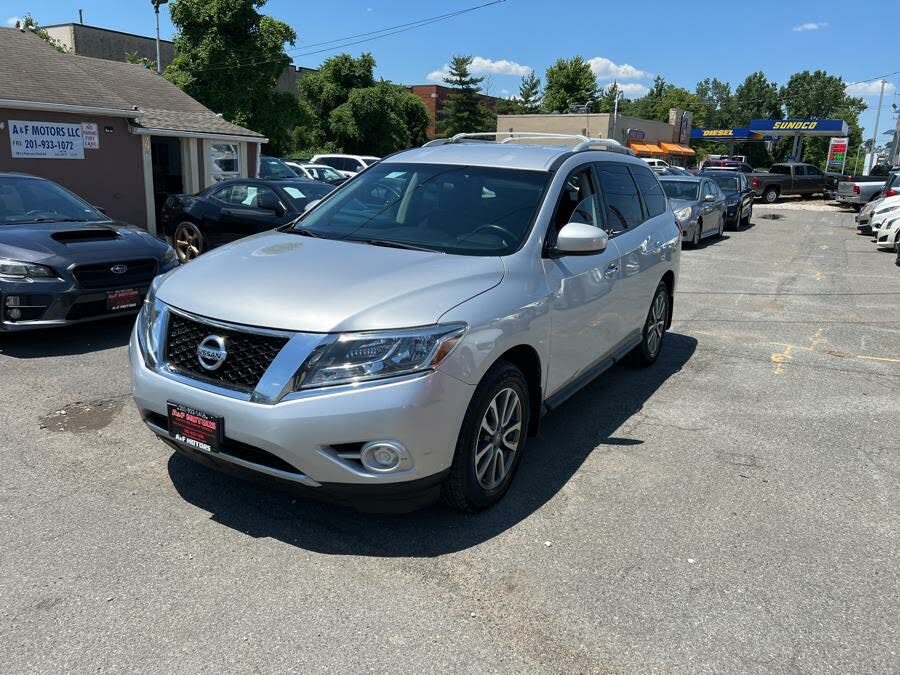 nissan pathfinder 2013 silver