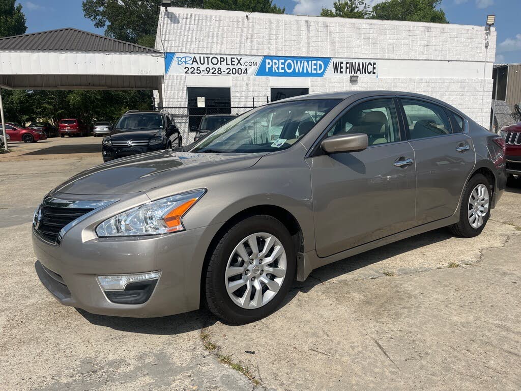 2015 brown nissan altima