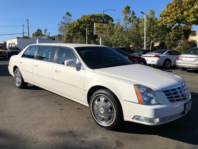 2010 Cadillac DTS Pro Coachbuilder Limo FWD