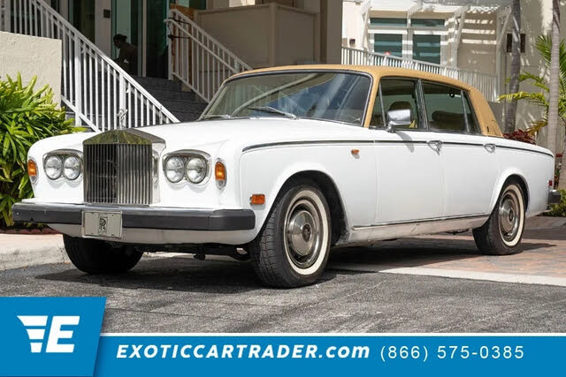 TRUESCALE TSM114318 Scale 143  ROLLS ROYCE SILVER SHADOW II 1979 GOLD MET