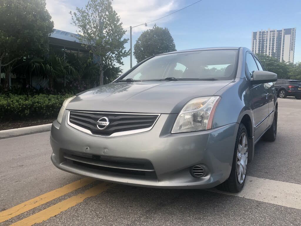 2012 nissan sentra grey