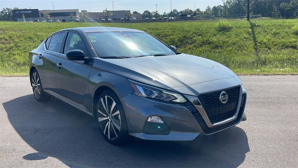 cargurus altima