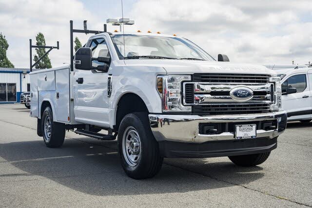 2019 Ford F-350 Super Duty Chassis XL 4WD