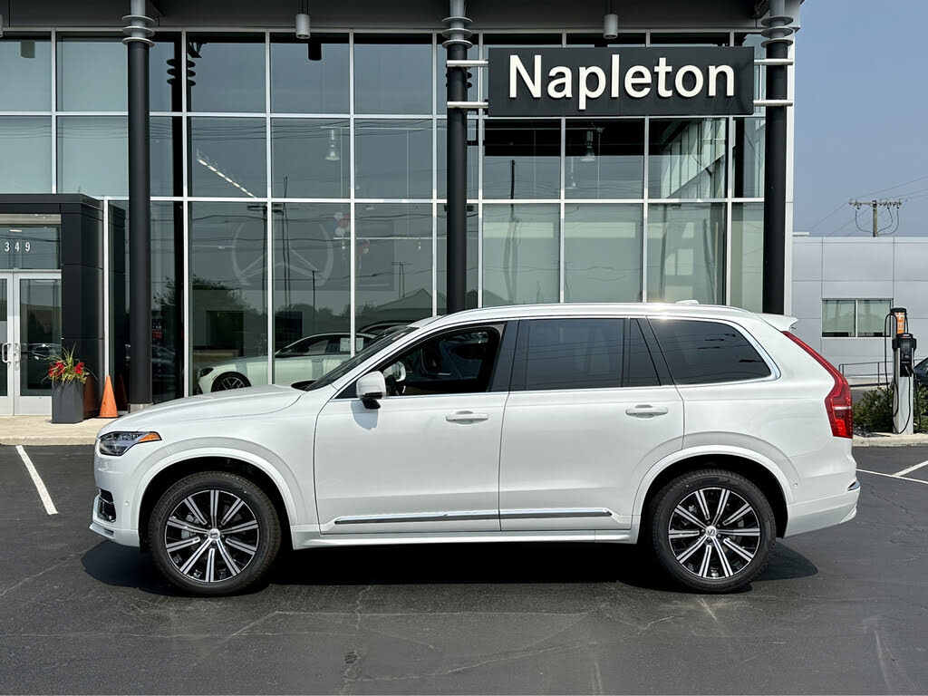 Used 2024 Volvo XC90 B6 Plus Bright Theme 7-Passenger AWD for Sale in