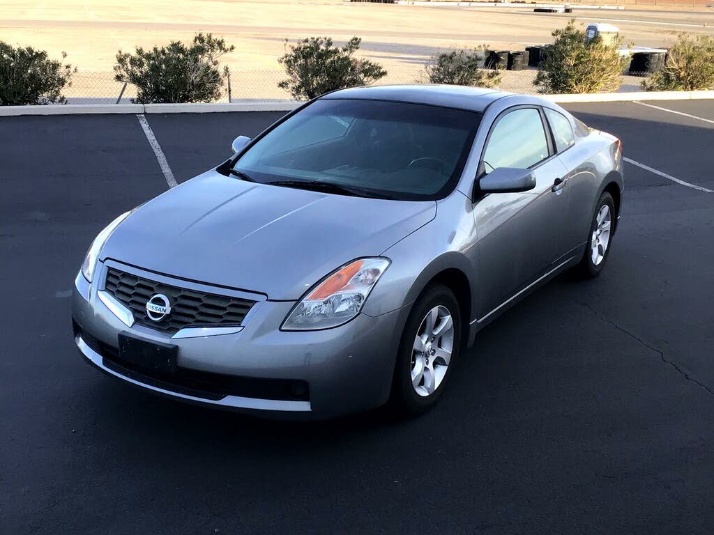 nissan altima coupe las vegas