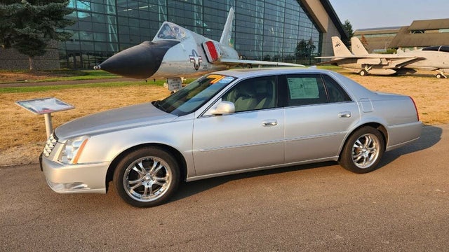 2011 Cadillac DTS Premium FWD