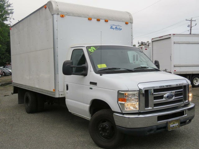 2009 Ford E-Series Chassis E-350 SD Cutaway 176 DRW RWD