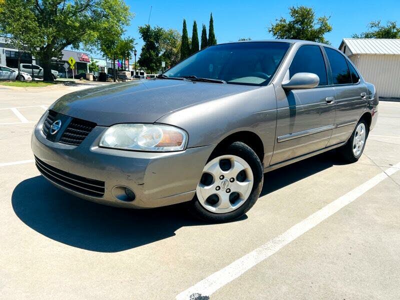 harga nissan sentra 2004