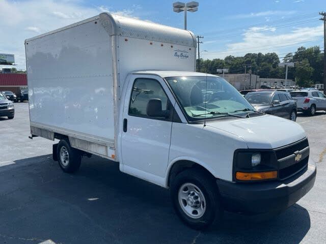 2017 Chevrolet Express Chassis 3500 139 Cutaway RWD