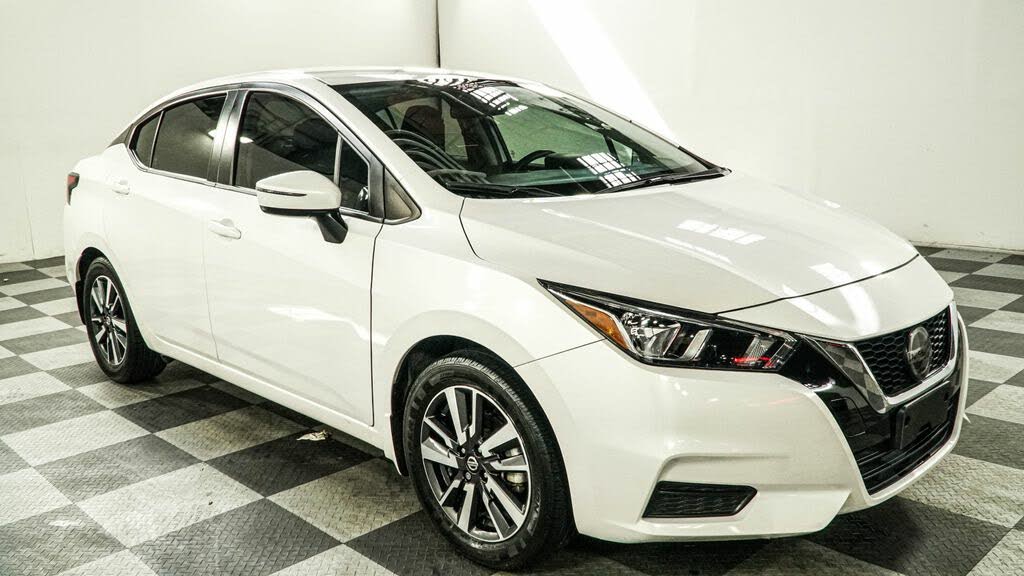 2019 nissan versa cargurus