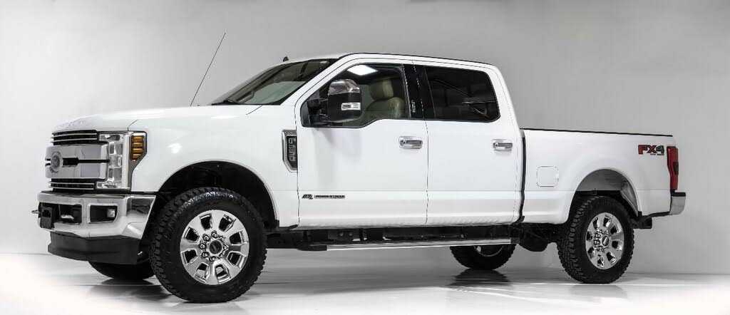 levantado 2023 f250 blanco