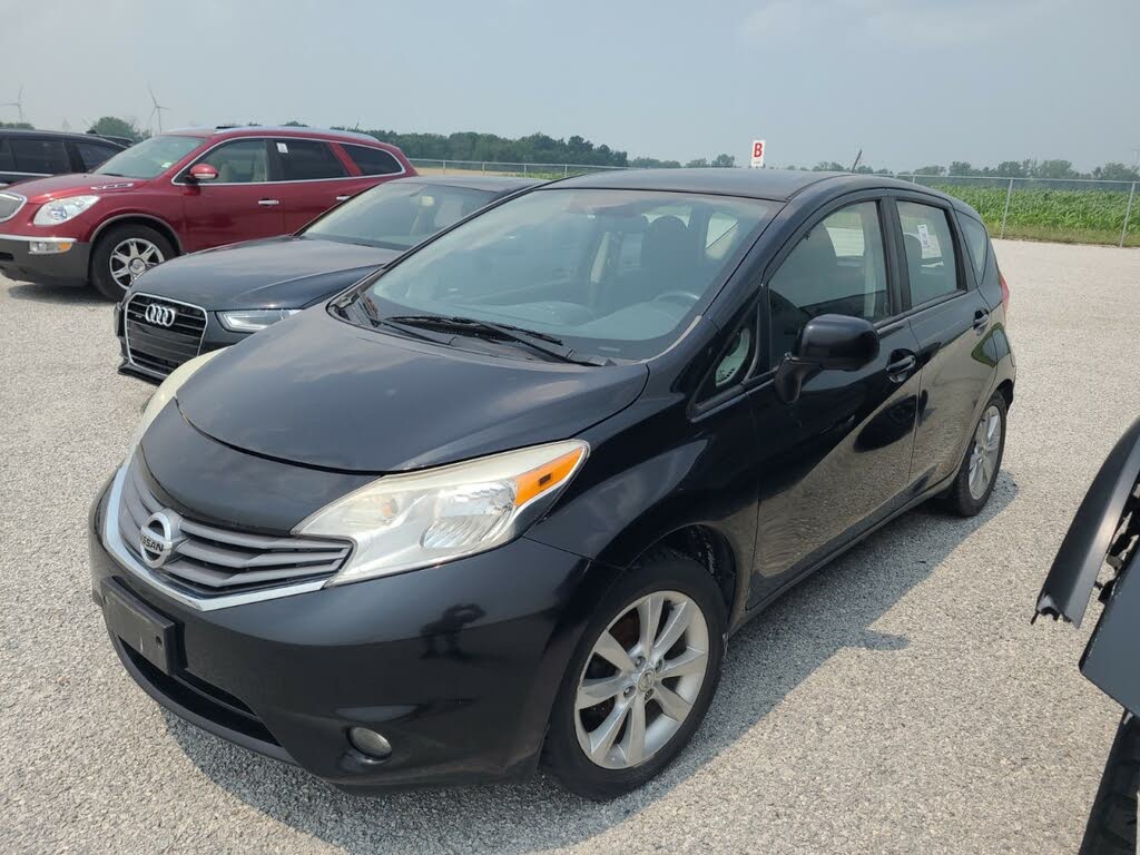 2014 nissan versa note black