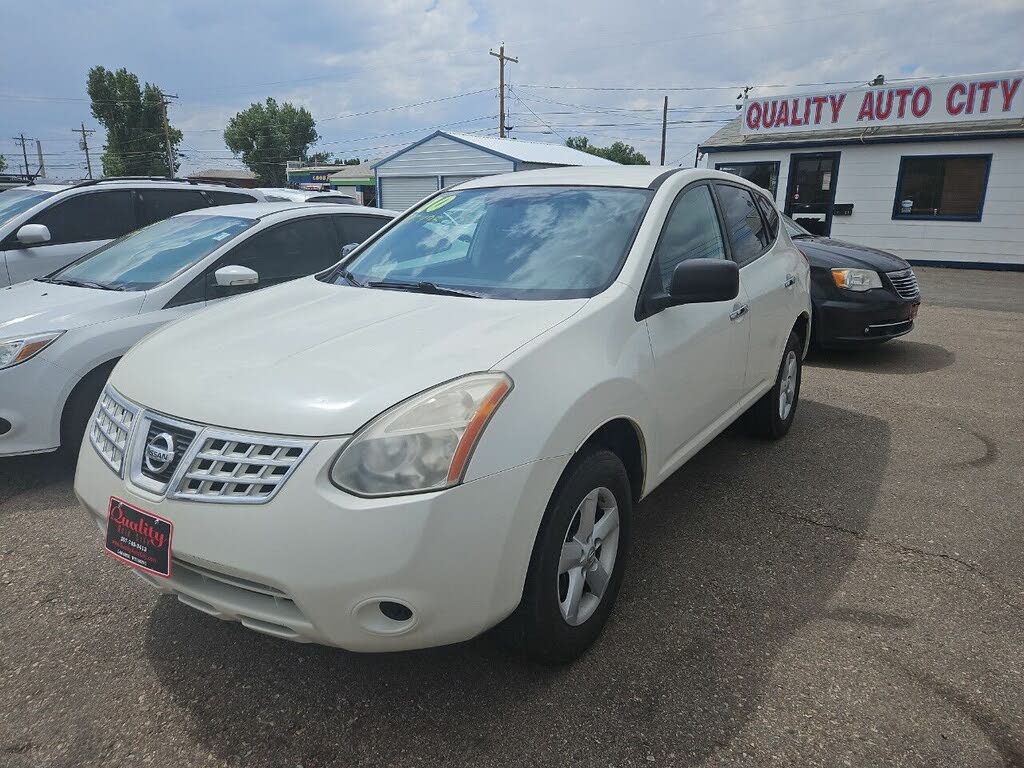 2010 nissan rogue white