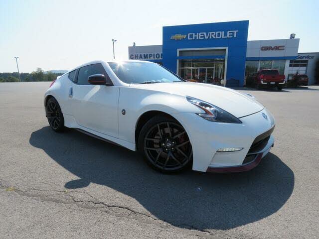 nissan 360z 2015