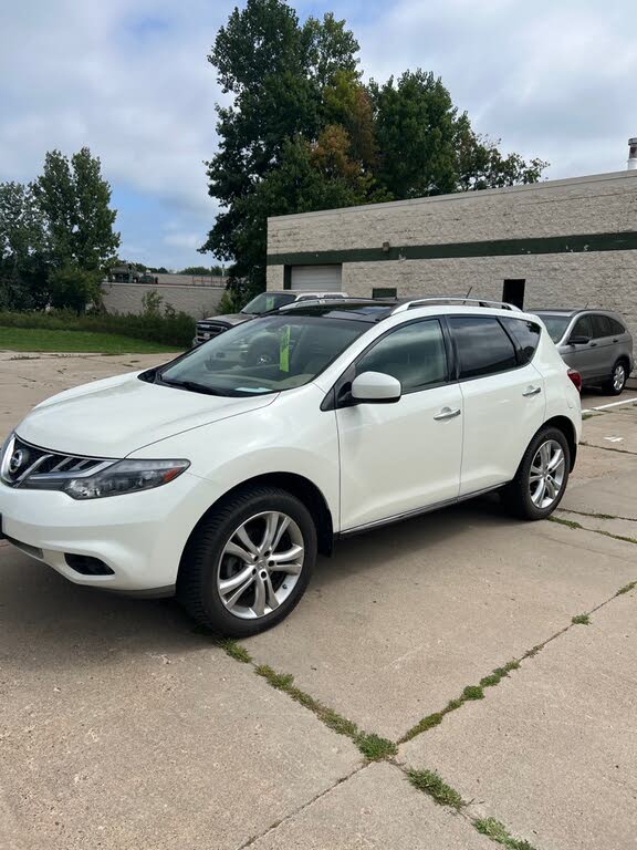 2011 nissan murano white