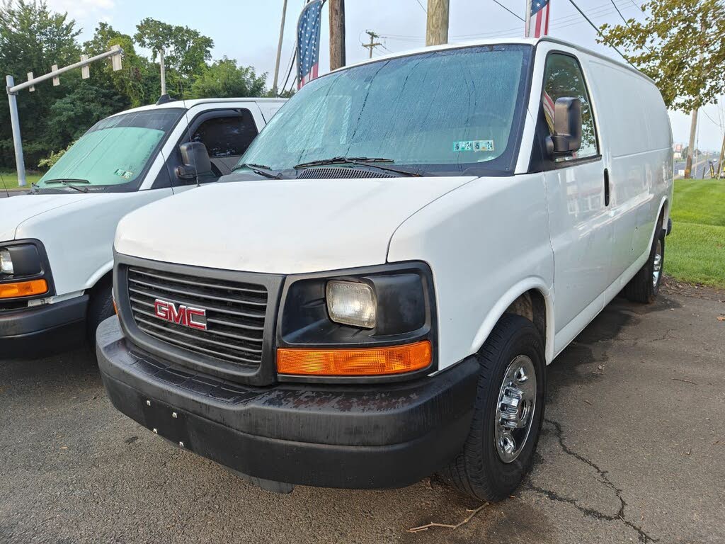 2014 GMC Savana Cargo 3500 RWD