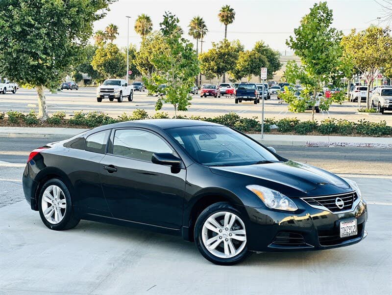 2013 nissan altima coupe 3.5 sr