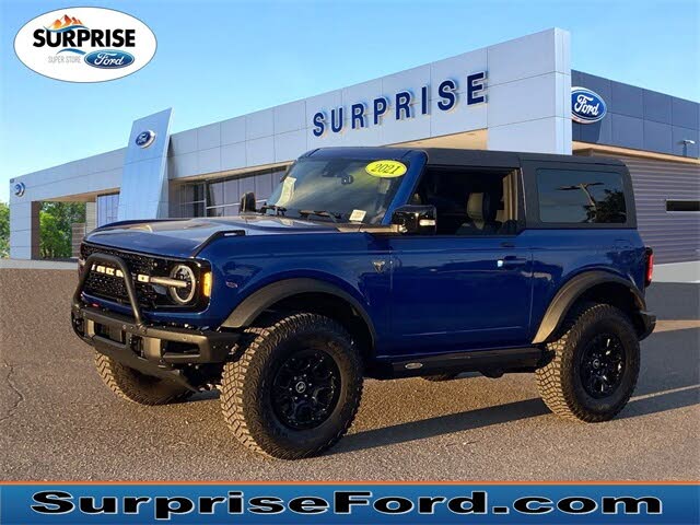 2021 Ford Bronco First Edition Gets Special Lightning Blue Paint