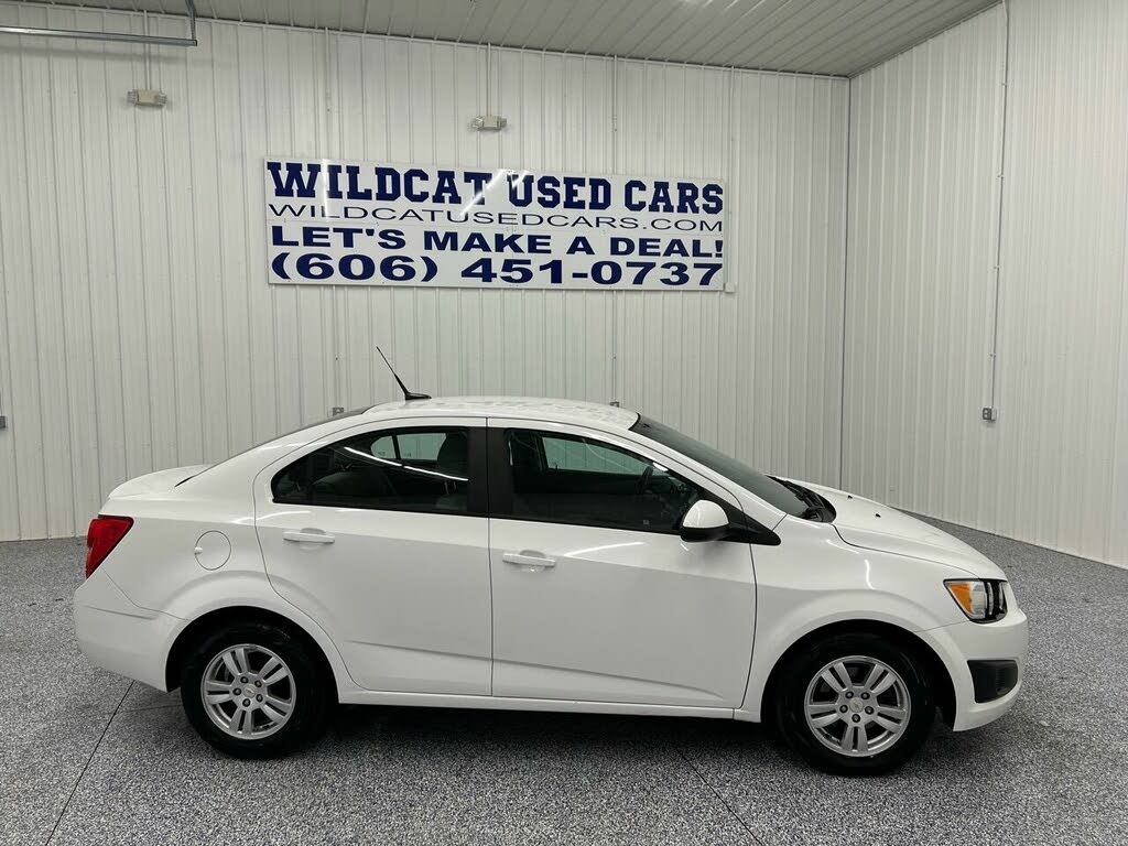 Used Chevrolet Sonic 2LS Hatchback FWD for Sale (with Photos) - CarGurus