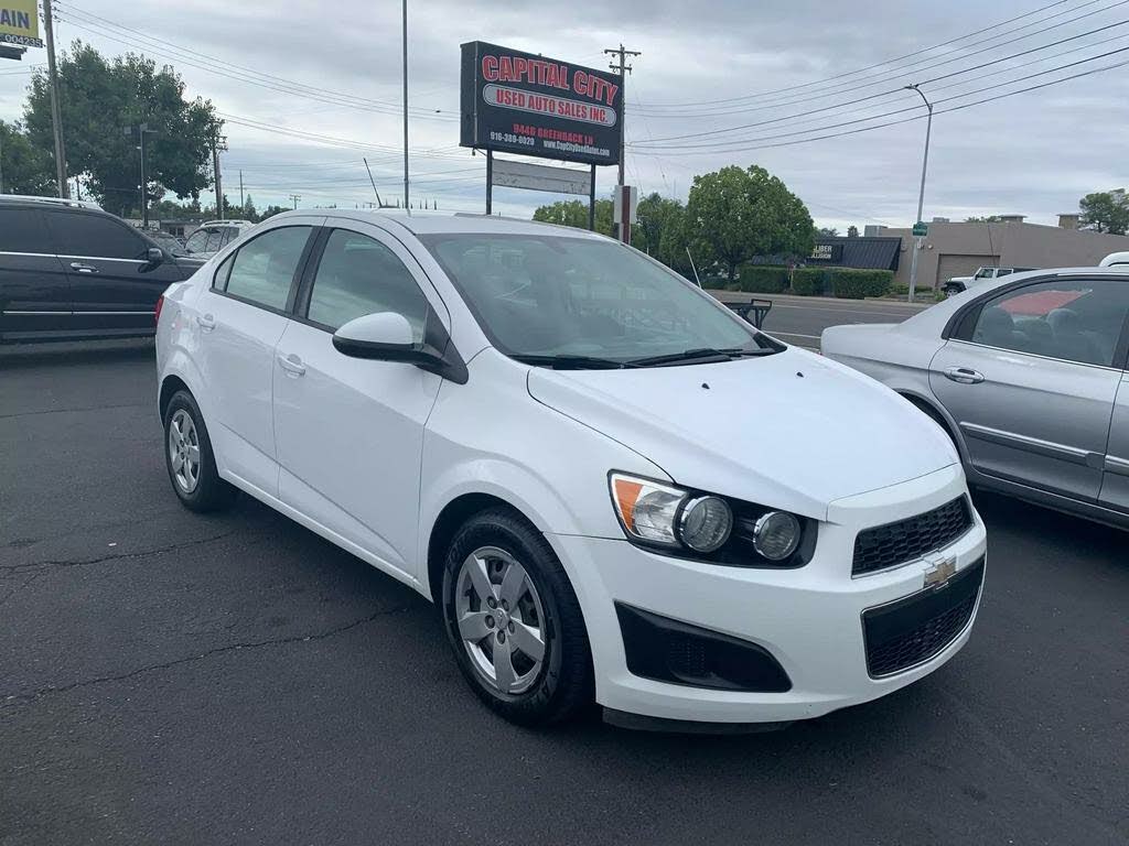 Used Chevrolet Sonic 2LT Hatchback FWD for Sale (with Photos) - CarGurus