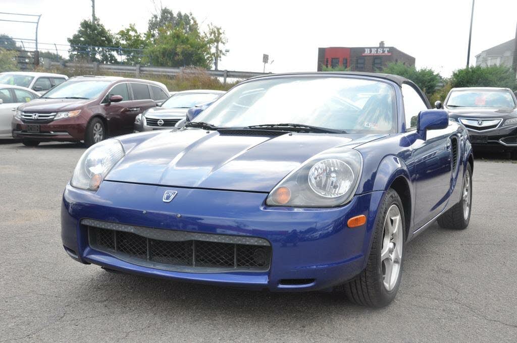 2002 Toyota MR2 Spyder 2 Dr STD Convertible
