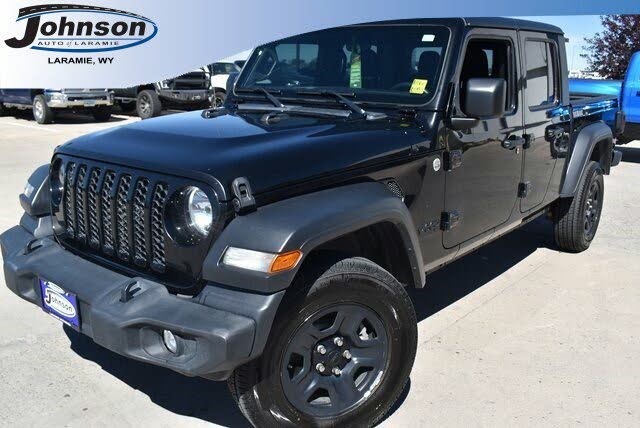 Pre-Owned 2023 Jeep Gladiator Sport S 4×4 Crew Cab Pickup in Pinedale  #NE1487C