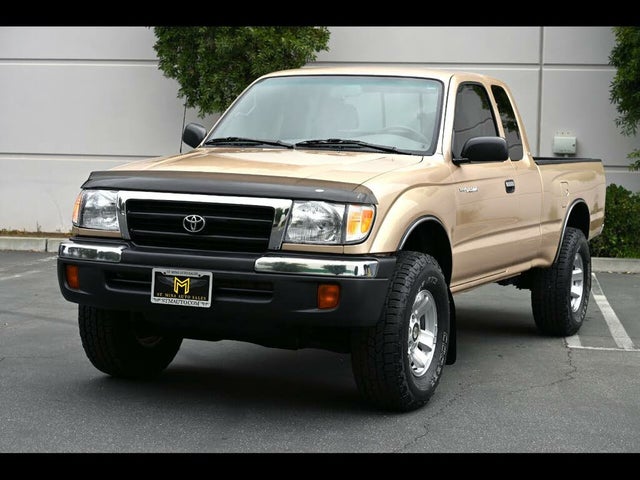 2000 Toyota Tacoma 2 Dr STD 4WD Extended Cab LB
