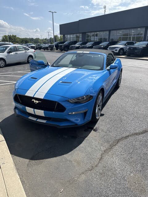 2022 blue mustang v6