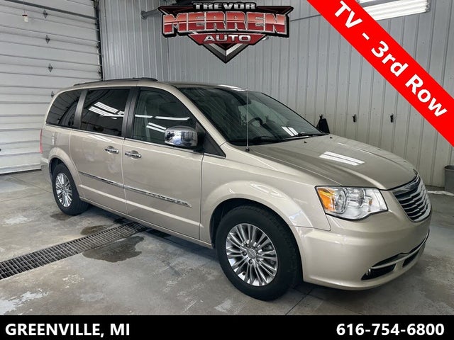 2015 Chrysler Town & Country Touring-L FWD