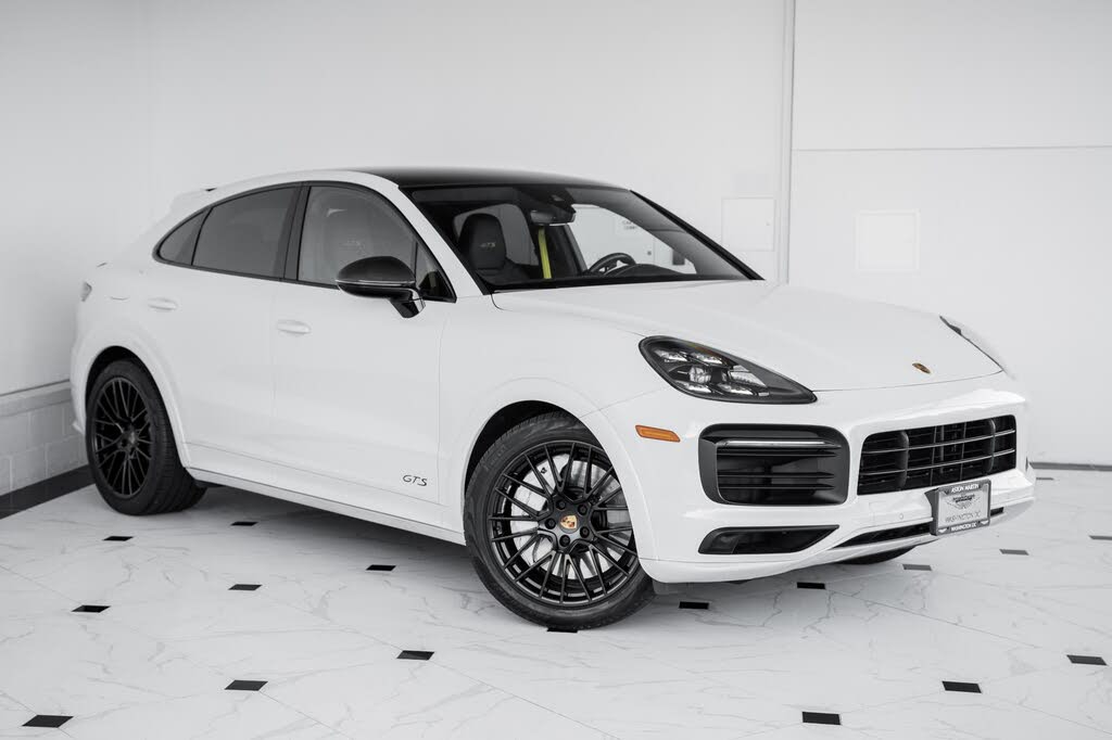 Used 2021 Porsche Cayenne Coupe For Sale ($104,900)