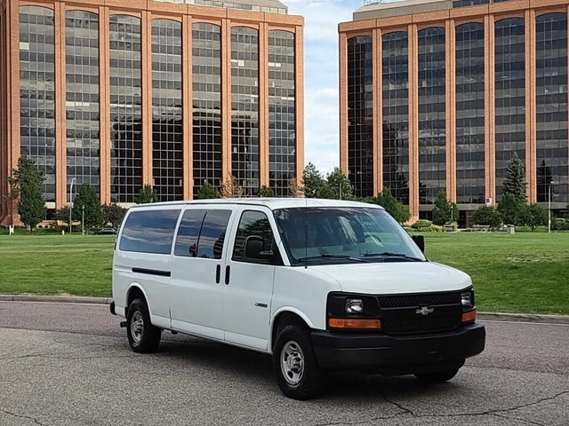 2003 Chevrolet Express 3500 Extended RWD