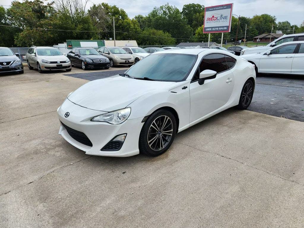 Scion Fr S White