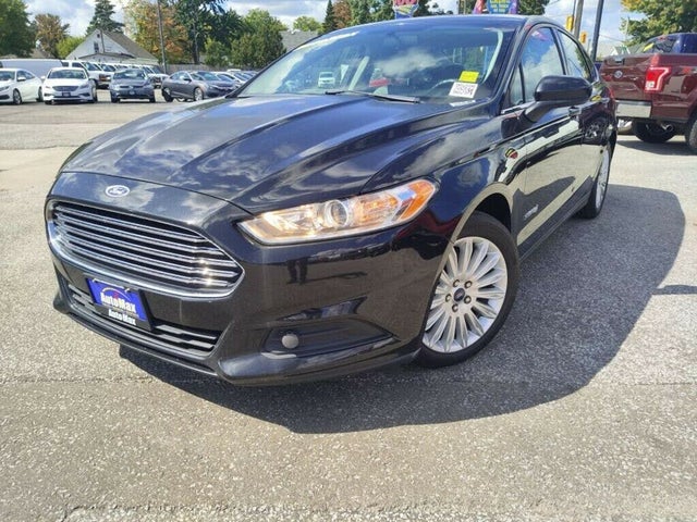 Ford Fusion Hybrid S FWD 2015
