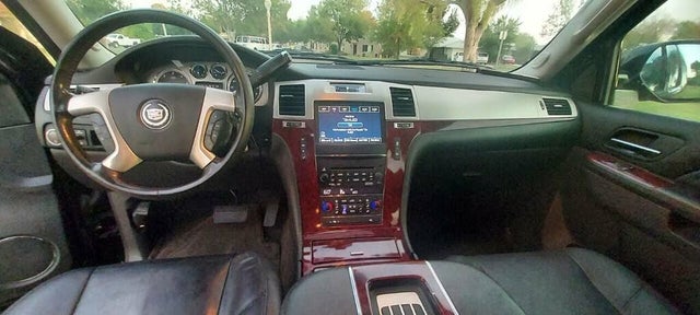 2012 Cadillac Escalade Luxury 4WD