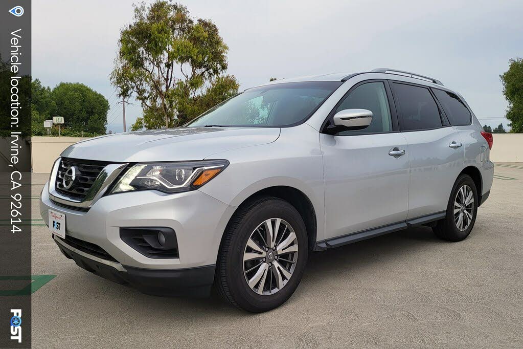 nissan pathfinder 2018 silver