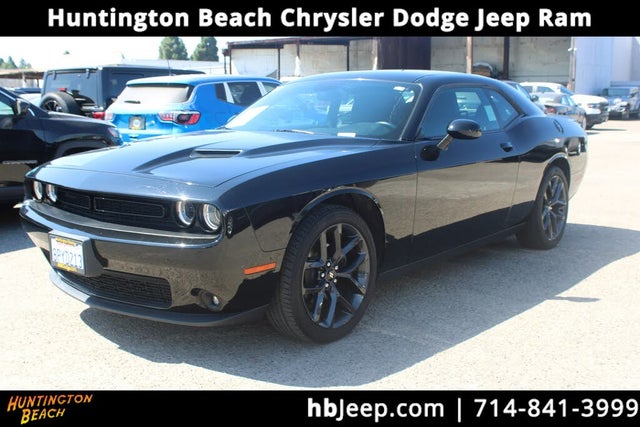 2019 Dodge Challenger SXT RWD