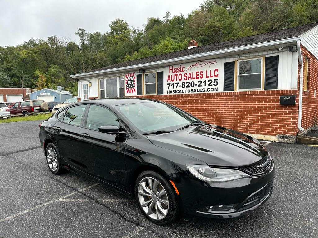 Used 2017 Chrysler 200 for Sale in Hagerstown MD with Photos