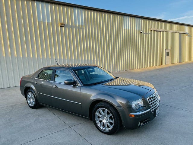 2008 Chrysler 300 Limited RWD
