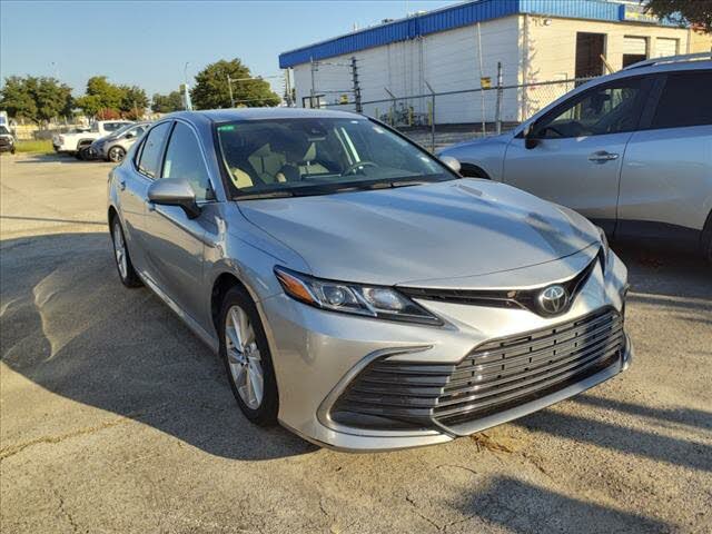 2021 Toyota Camry LE FWD