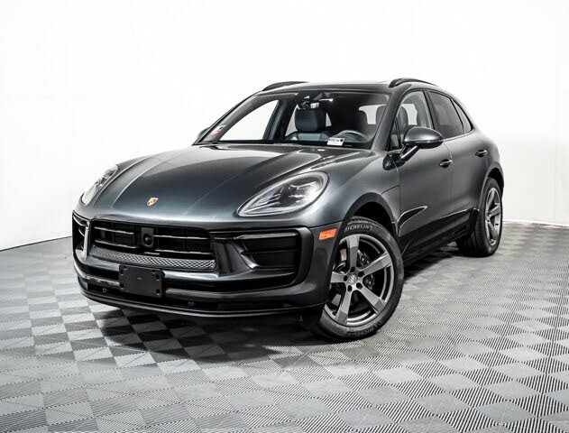 New 2024 Porsche Macan S SUV in Woodland Hills #