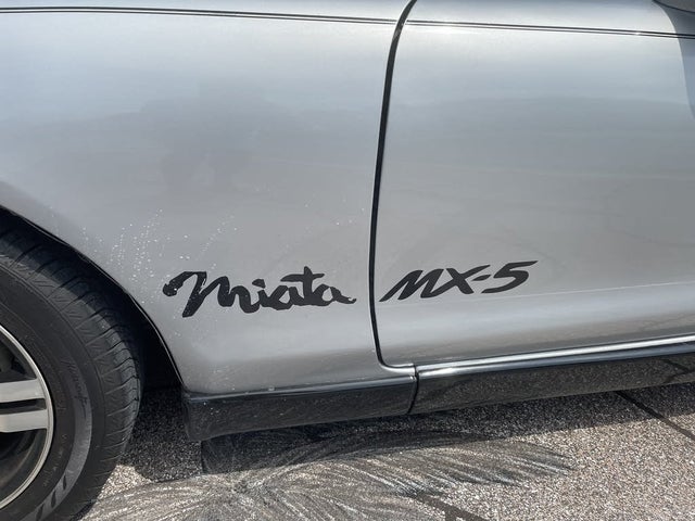 1999 Mazda MX-5 Miata Base