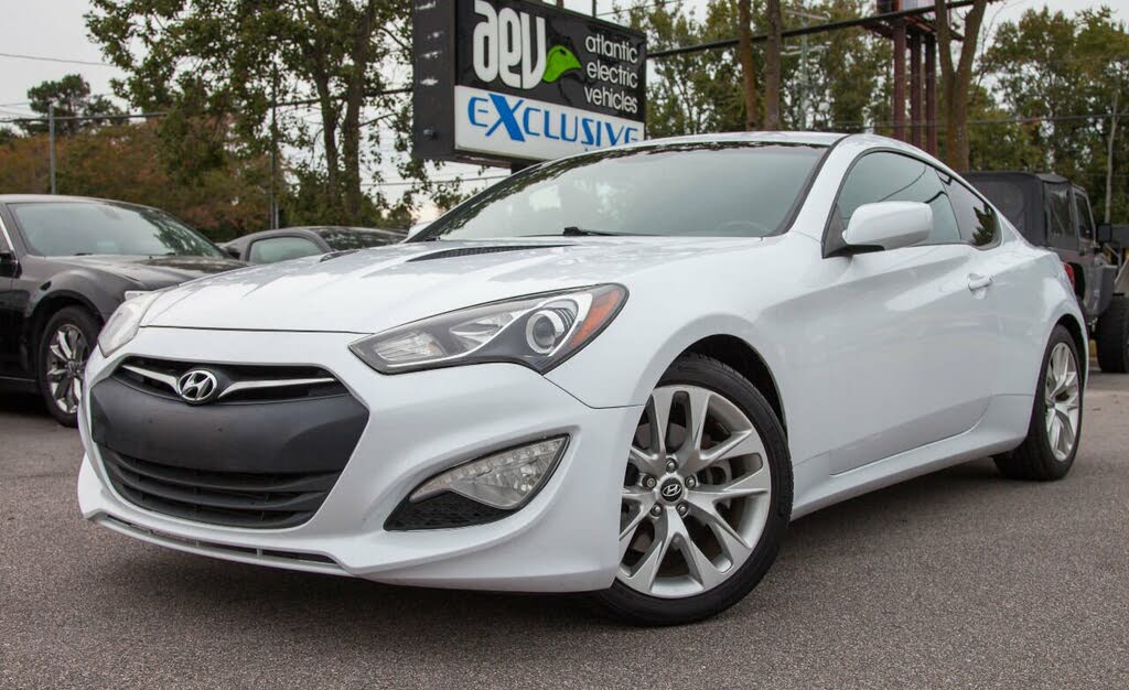 Used Hyundai Genesis Coupe 2.0T R-Spec RWD for Sale (with Photos