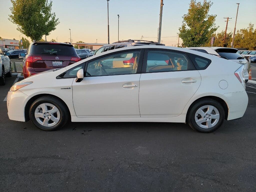 2010 Toyota Prius Three
