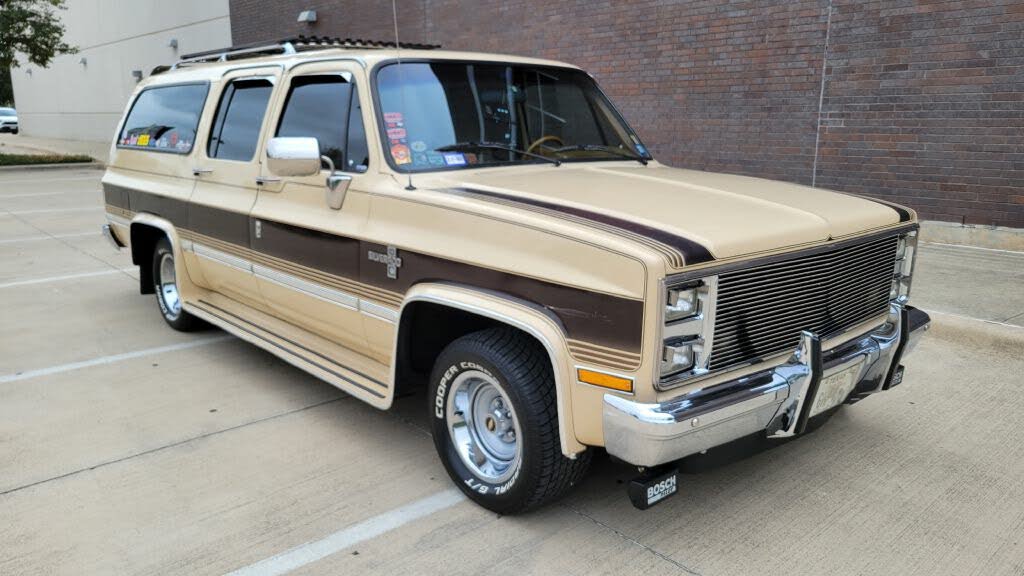 1988 Chevrolet Suburban R10 RWD