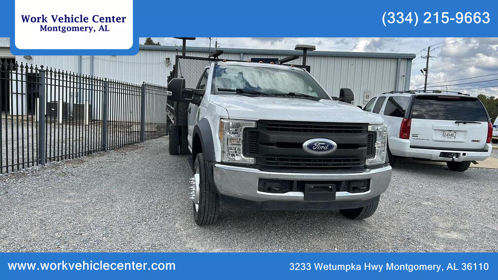 2017 Ford F-550 Super Duty Chassis XLT RWD