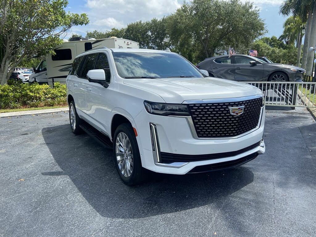 Pre-Owned 2022 Cadillac Escalade Luxury 4D Sport Utility in Doral