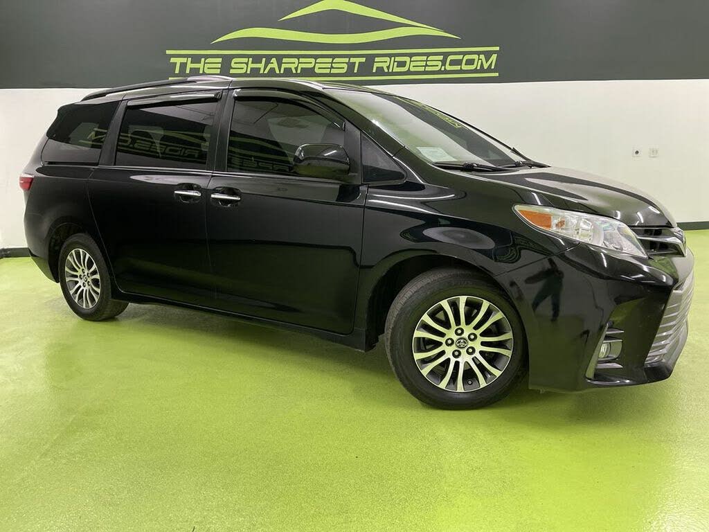 2018 toyota sienna hot sale xle 8 passenger